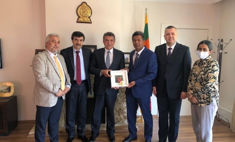 Read more about the article DMW Heyeti Sri Lanka Büyükelçiliğini Ziyaret Etti